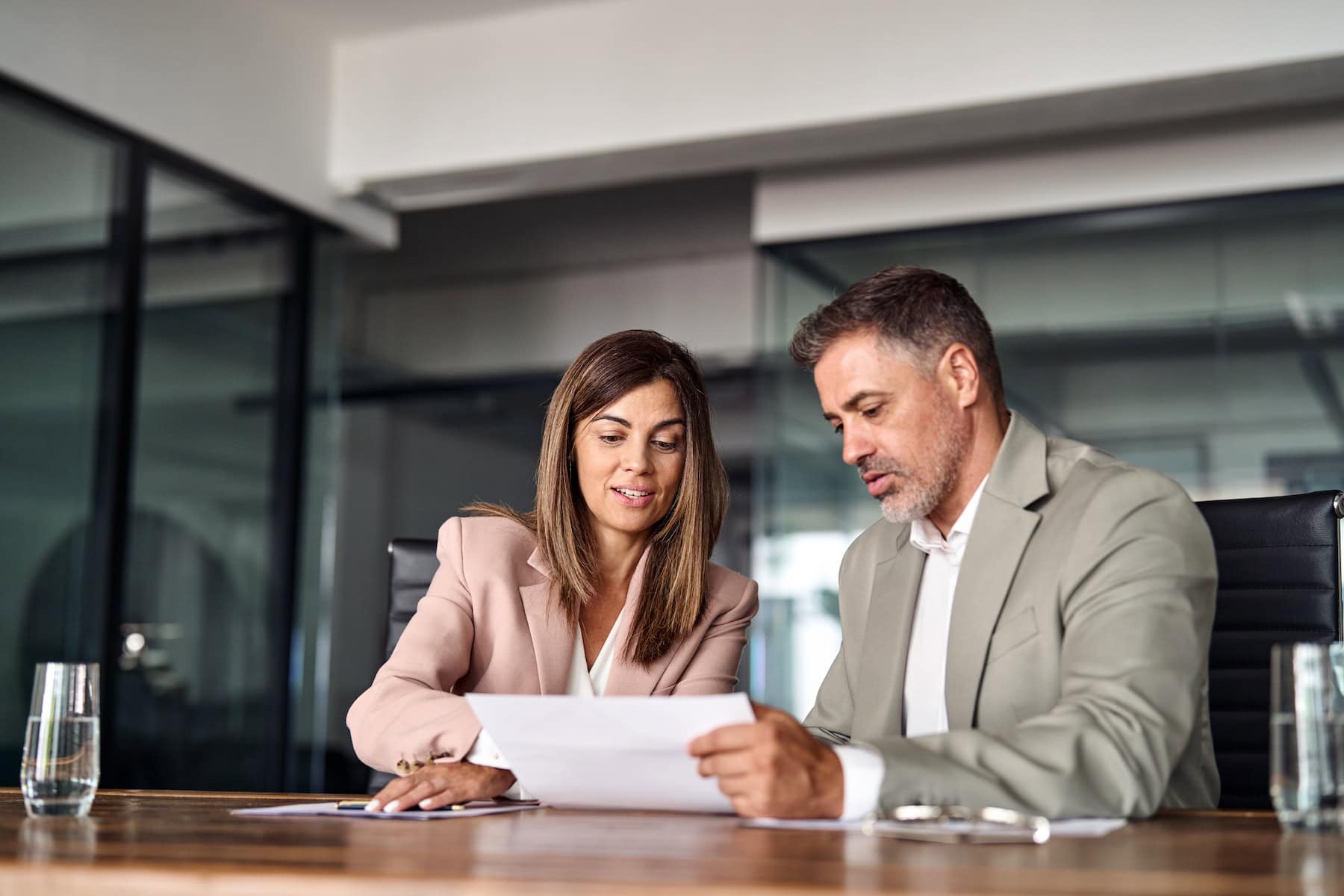 06-B2B-AdobeStock_642593939